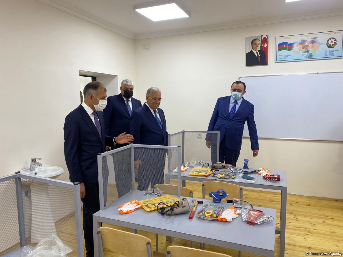 В Агдаме после капитального ремонта сдано в эксплуатацию здание школы (ФОТО)