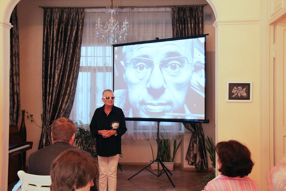 В Центре творчества Максуда Ибрагимбекова прошел вечер, посвященный 100-летию польского писателя-фантаста Станислава Лема (ФОТО)