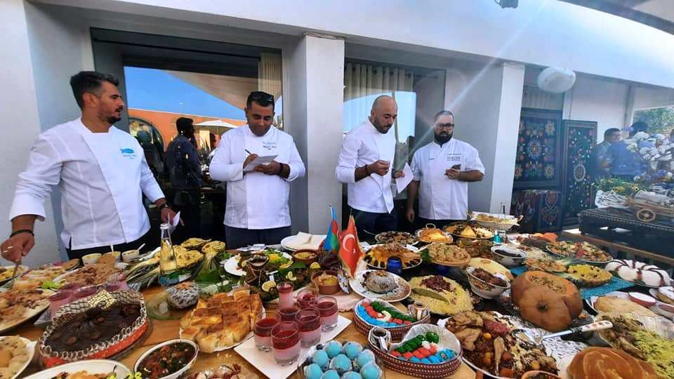 Аппетитными блюдами в Баку отметили Всемирный день риса (ФОТО)