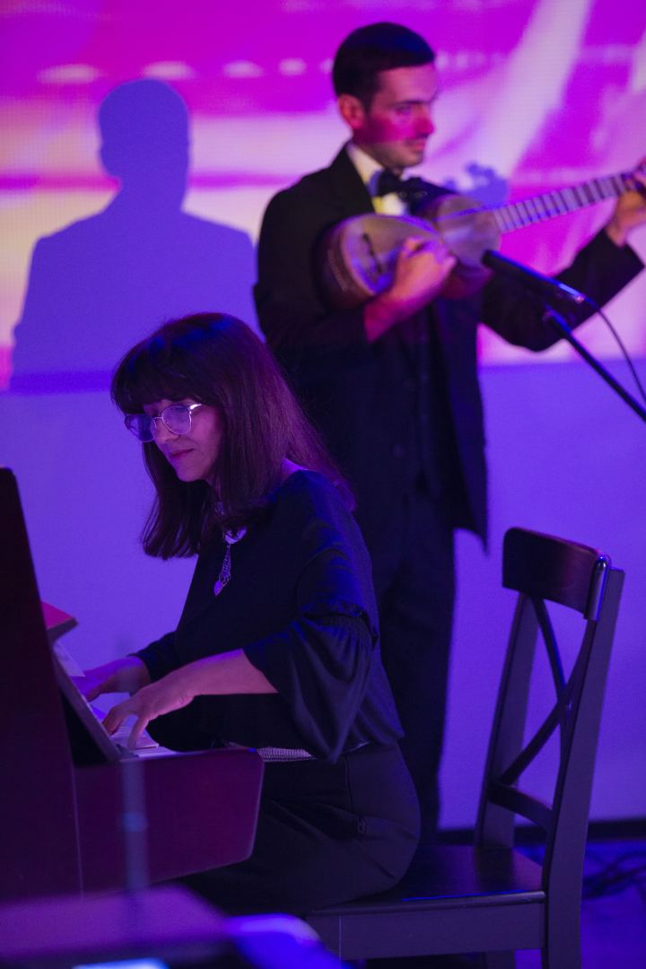 Увлекательное путешествие в мир национальной музыки и танцев на сцене YARAT (ФОТО)