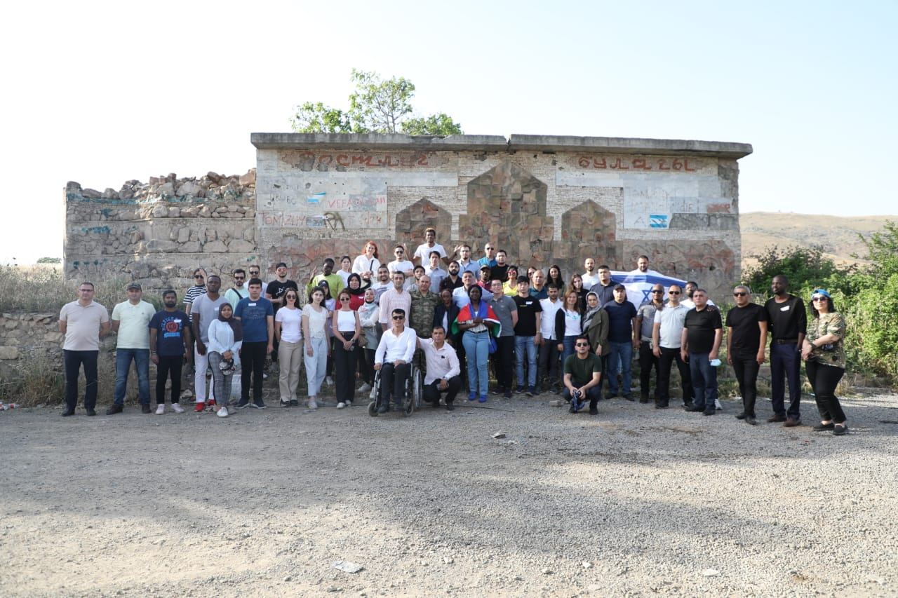 Азербайджанский Зорро и дочери-мушкетерши: Все началось с деревянного меча – интервью с Асафом Меликовым (ФОТО)