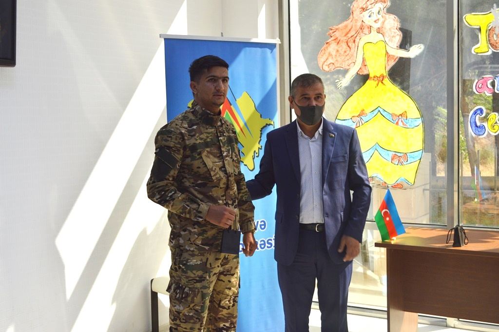 Азербайджанский Зорро и дочери-мушкетерши: Все началось с деревянного меча – интервью с Асафом Меликовым (ФОТО)