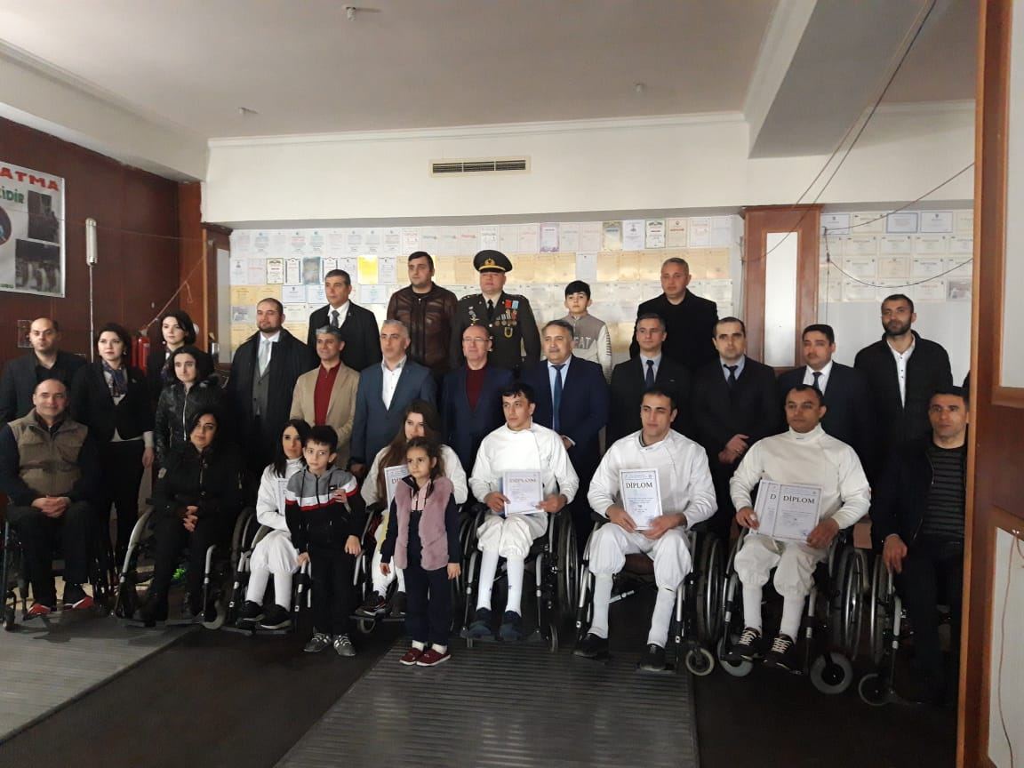 Азербайджанский Зорро и дочери-мушкетерши: Все началось с деревянного меча – интервью с Асафом Меликовым (ФОТО)