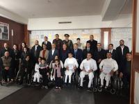 Азербайджанский Зорро и дочери-мушкетерши: Все началось с деревянного меча – интервью с Асафом Меликовым (ФОТО)