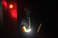 Одним вечером в Баку - противогаз, бабушка из Нидерландов и кафкианские сцены (ВИДЕО,ФОТО)