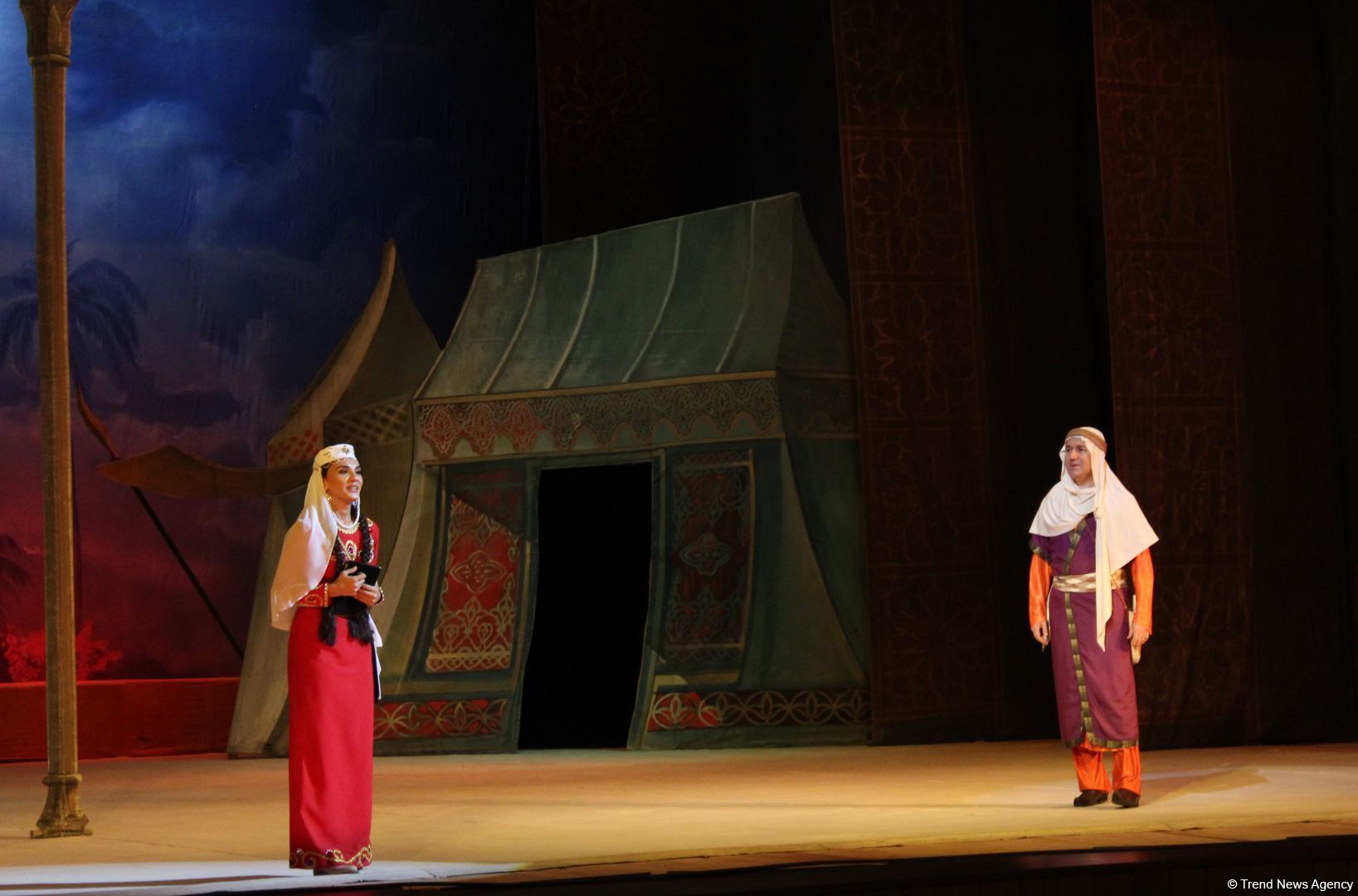 Театр в Баку открыл двери. Первый спектакль в период пандемии (ФОТО/ВИДЕО)