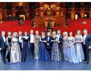 От Динары Алиевой с любовью к Учительнице  (ВИДЕО, ФОТО)