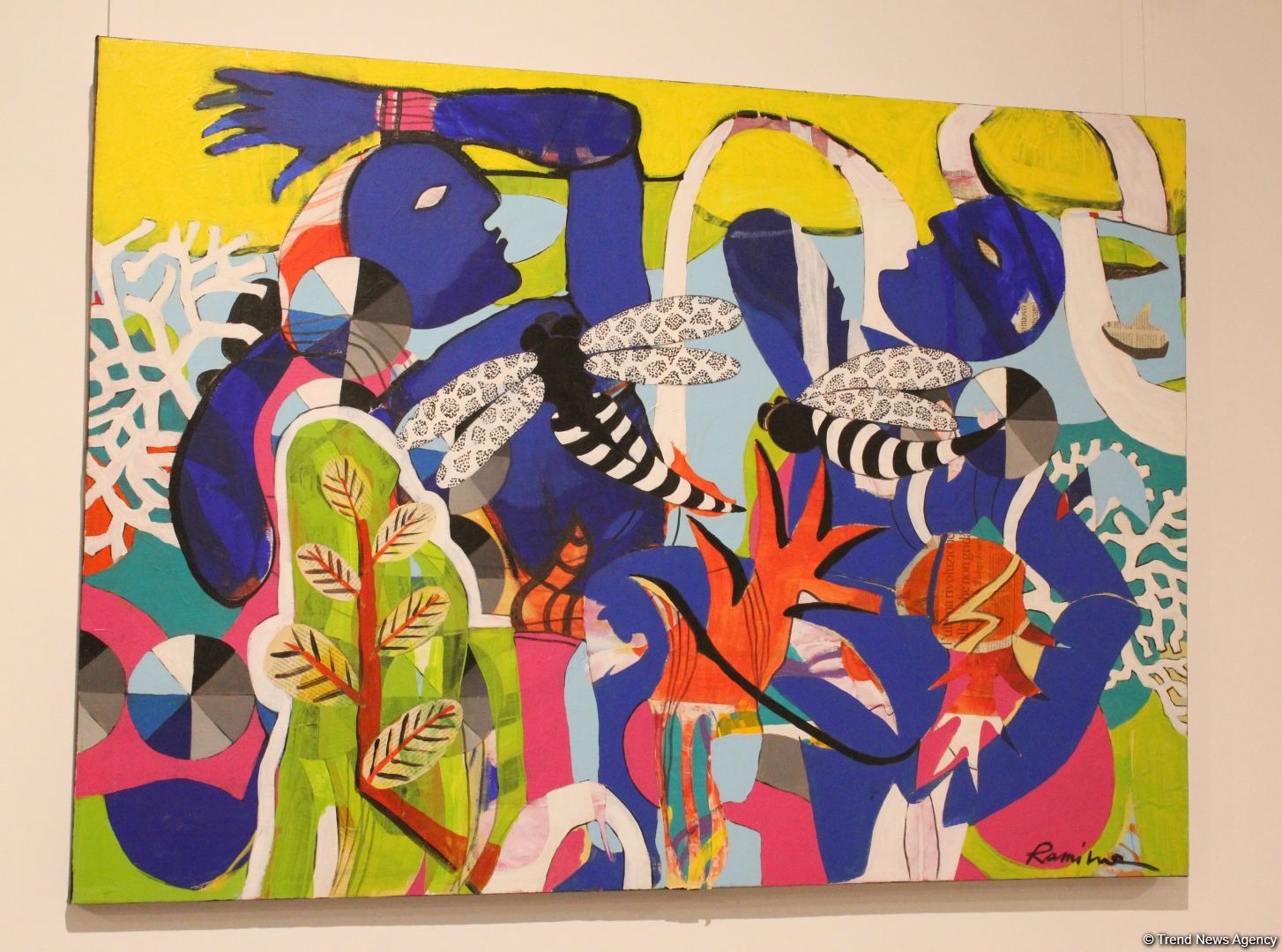 Энергия хаоса в Баку… Какие секреты хранят картины Рамины Саадатхан (ФОТО)