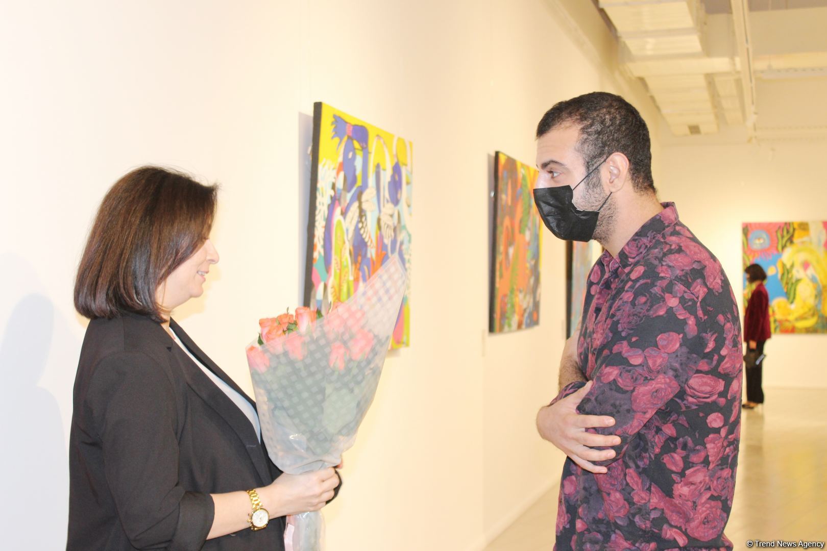 Энергия хаоса в Баку… Какие секреты хранят картины Рамины Саадатхан (ФОТО)