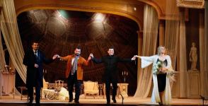 Любовь азербайджанца и полячки, или Дама с камелиями (ФОТО/ВИДЕО)