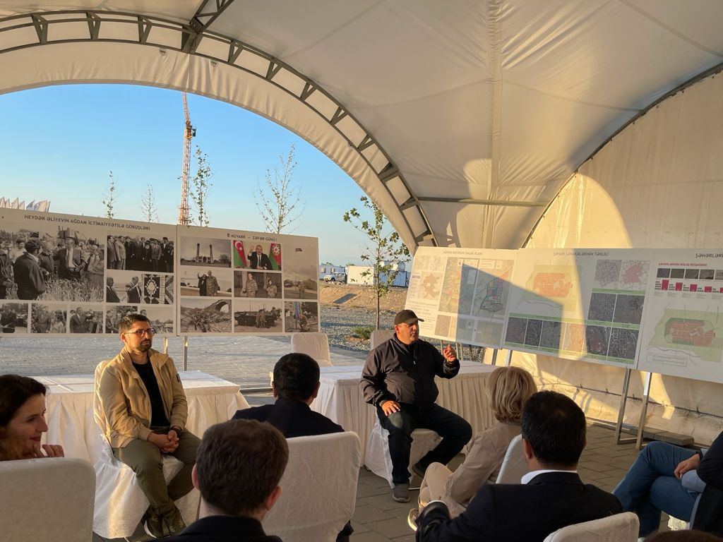 Фонд возрождения Карабаха организовал поездку в Агдам делегации Азербайджано-американской торговой палаты (ФОТО)