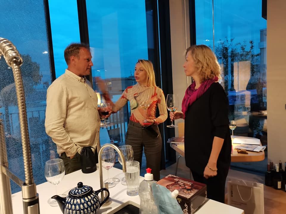 Столица Германии в триптихе орнаментов азербайджанских ковров (ФОТО)