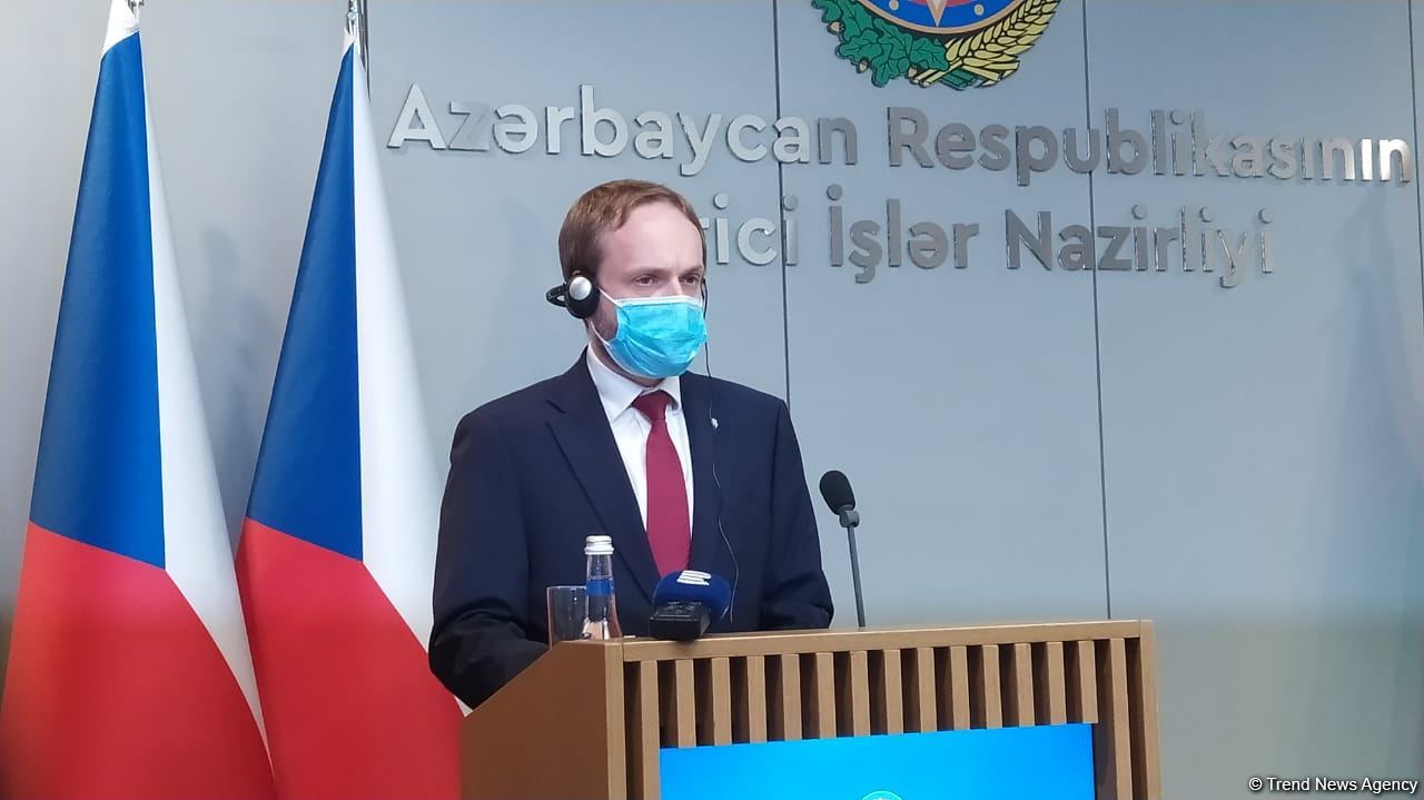 В Баку прошла пресс-конференция глав МИД Азербайджана и Чехии  (ФОТО/ВИДЕО)