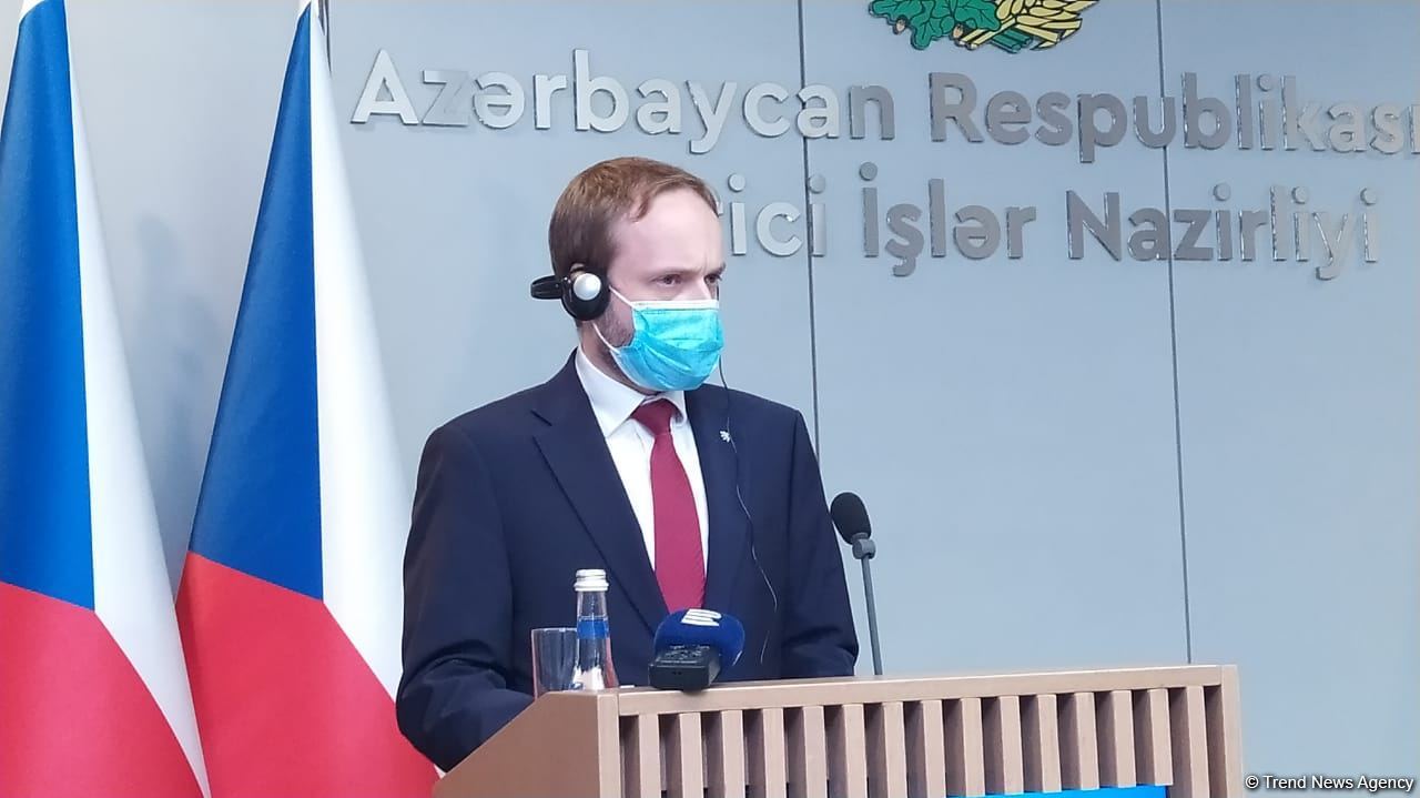 В Баку прошла пресс-конференция глав МИД Азербайджана и Чехии  (ФОТО/ВИДЕО)