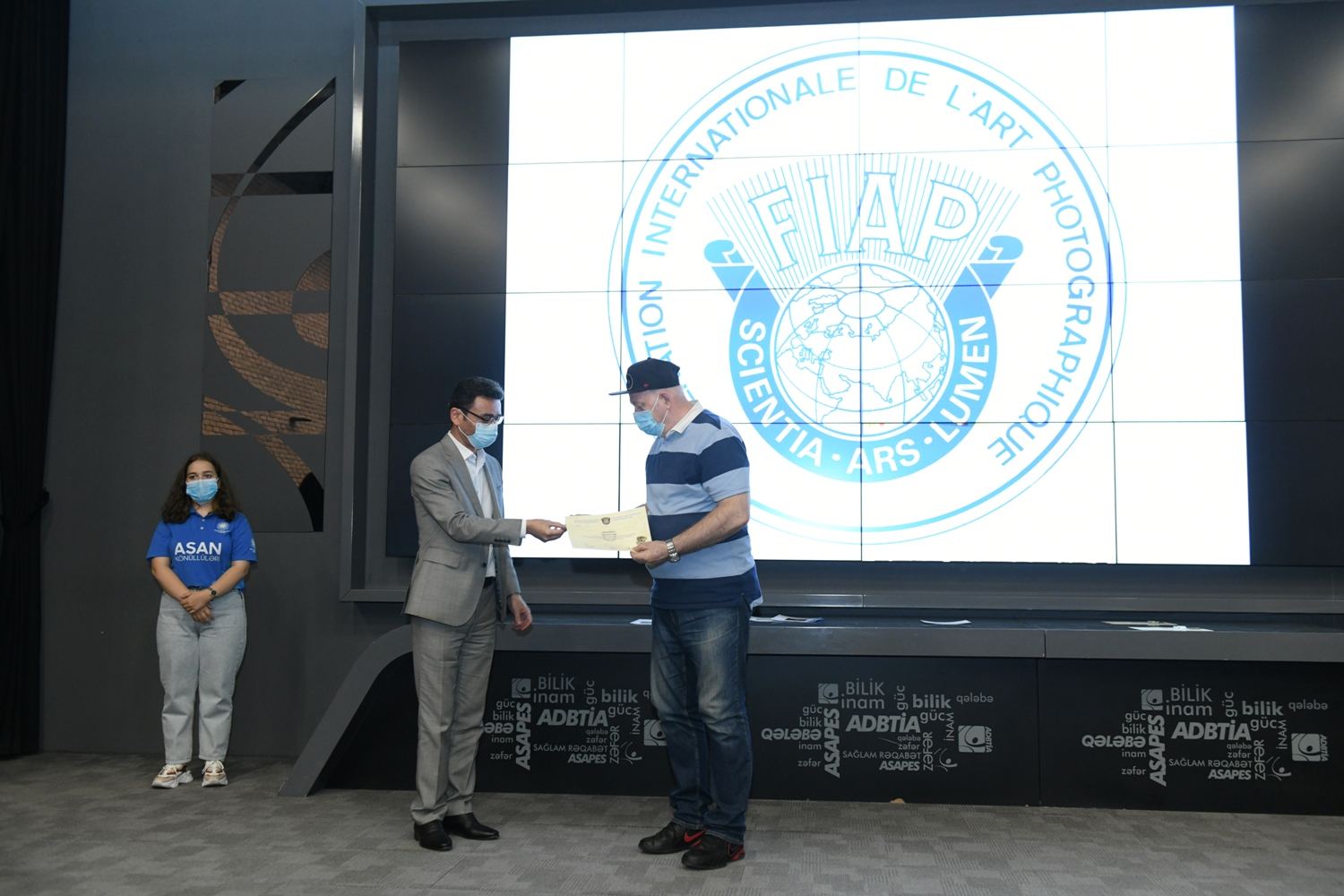 В Баку прошла церемония награждения "Foto Kadr" (ФОТО)