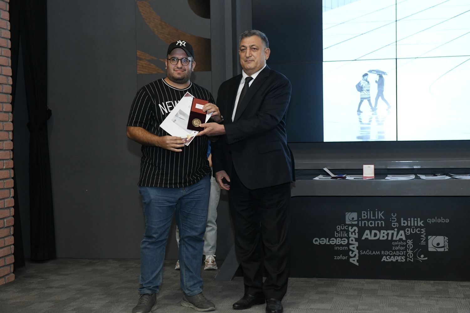 В Баку прошла церемония награждения "Foto Kadr" (ФОТО)