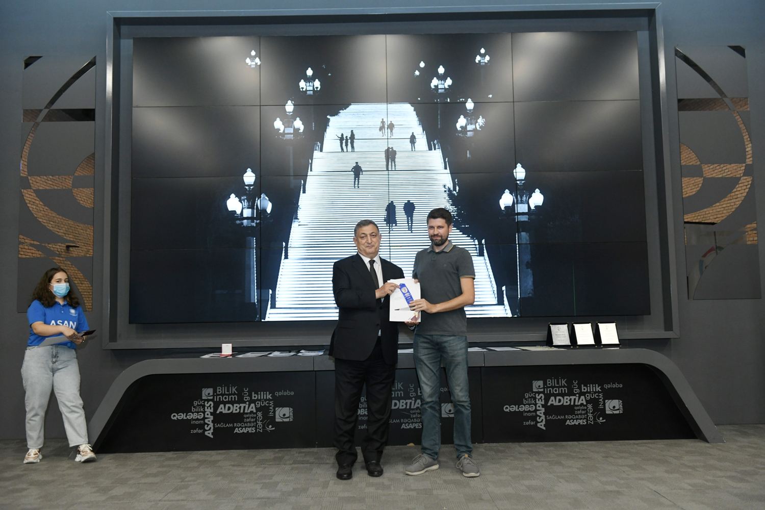 В Баку прошла церемония награждения "Foto Kadr" (ФОТО)