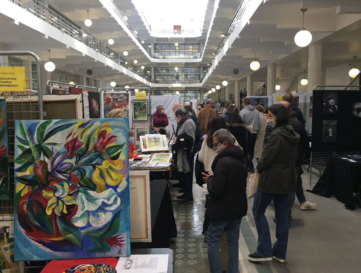 В мэрии Булонь-Бийанкур представлены картины азербайджанской художницы (ФОТО/ВИДЕО)