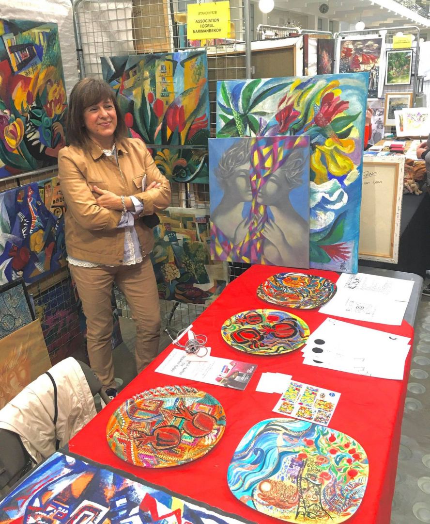 В мэрии Булонь-Бийанкур представлены картины азербайджанской художницы (ФОТО/ВИДЕО)