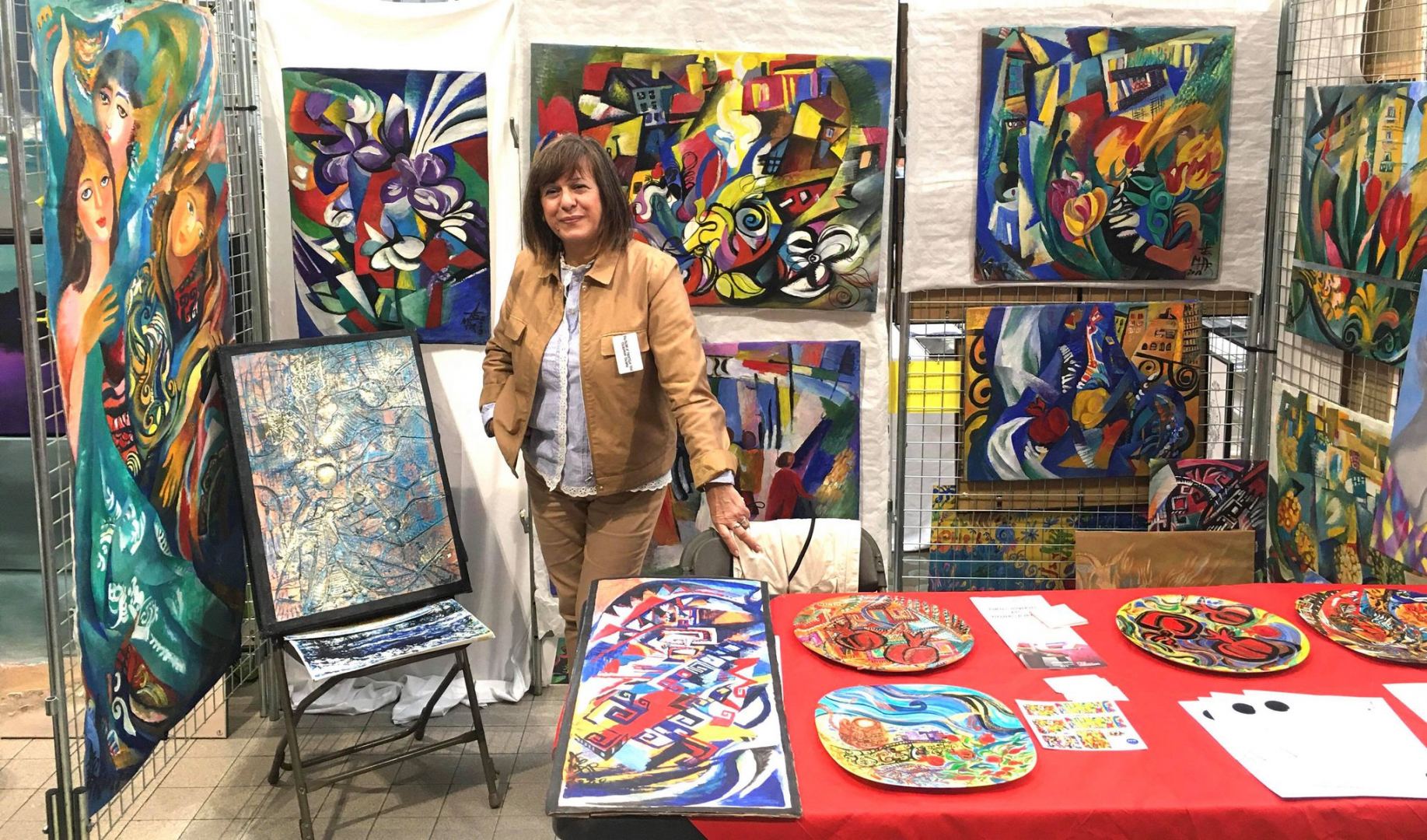 В мэрии Булонь-Бийанкур представлены картины азербайджанской художницы (ФОТО/ВИДЕО)