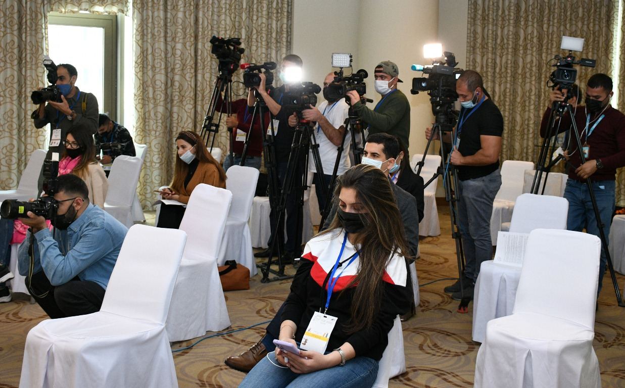 За пять дней в рамках Бакинской международной книжной выставки пройдет около 150 мероприятий (ФОТО)