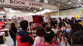 Рай для книголюбов! Состоялось торжественное открытие Бакинской международной книжной выставки-ярмарки (ФОТО)