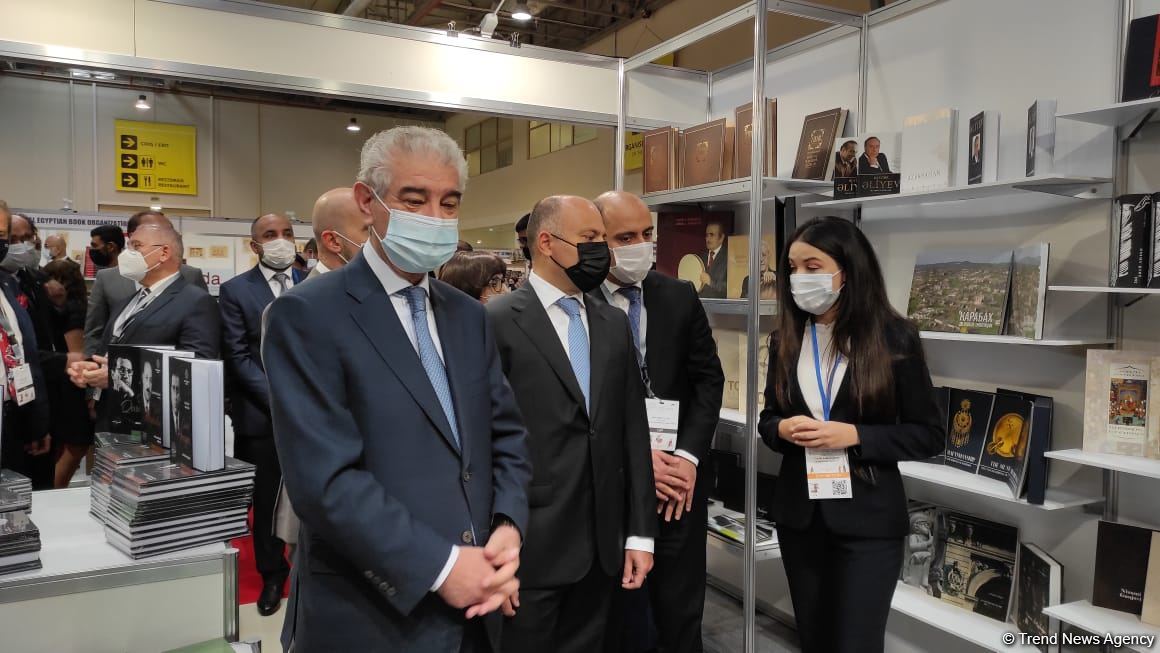 Рай для книголюбов! Состоялось торжественное открытие Бакинской международной книжной выставки-ярмарки (ФОТО)