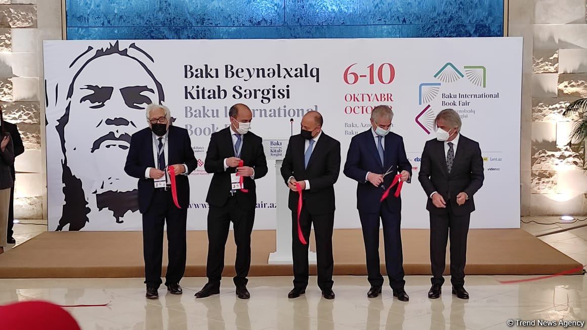 Рай для книголюбов! Состоялось торжественное открытие Бакинской международной книжной выставки-ярмарки (ФОТО)