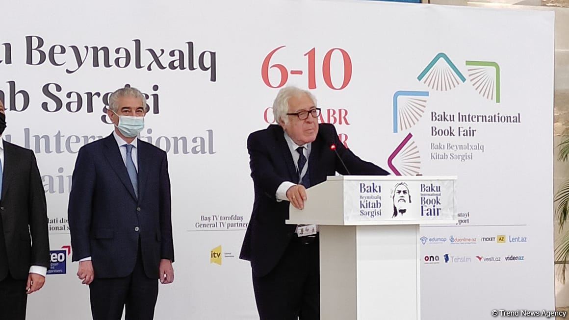 Рай для книголюбов! Состоялось торжественное открытие Бакинской международной книжной выставки-ярмарки (ФОТО)