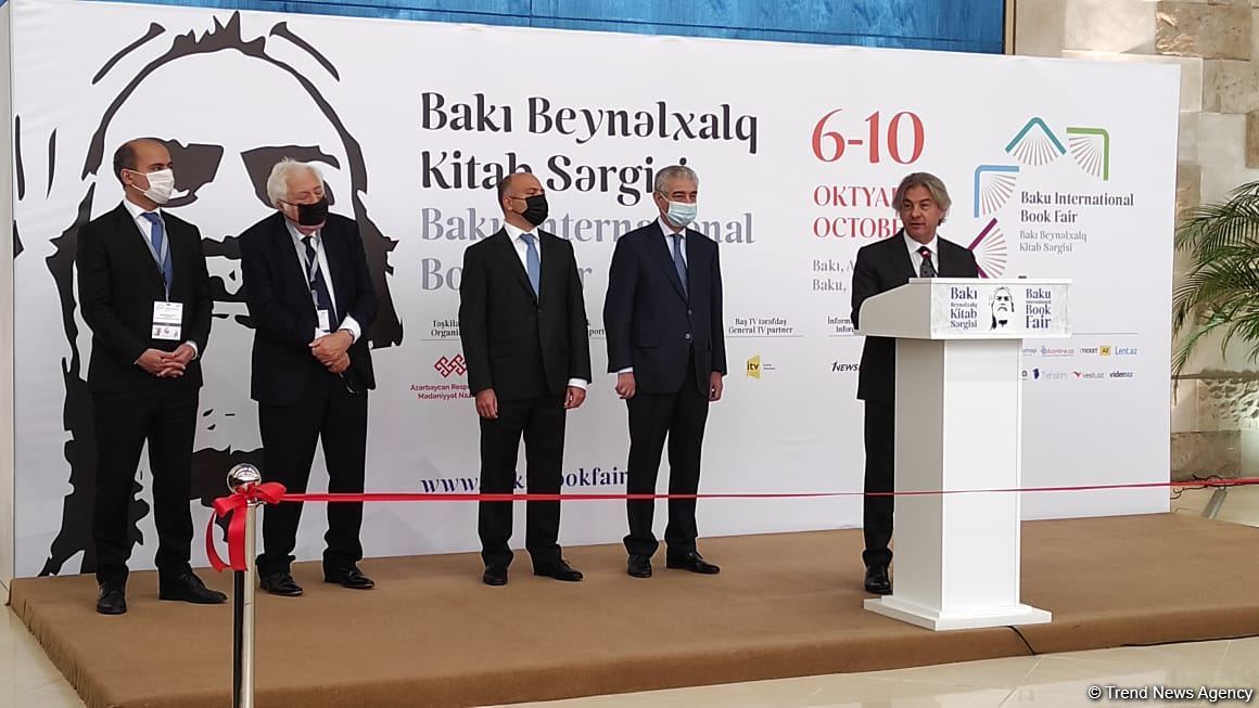 Рай для книголюбов! Состоялось торжественное открытие Бакинской международной книжной выставки-ярмарки (ФОТО)