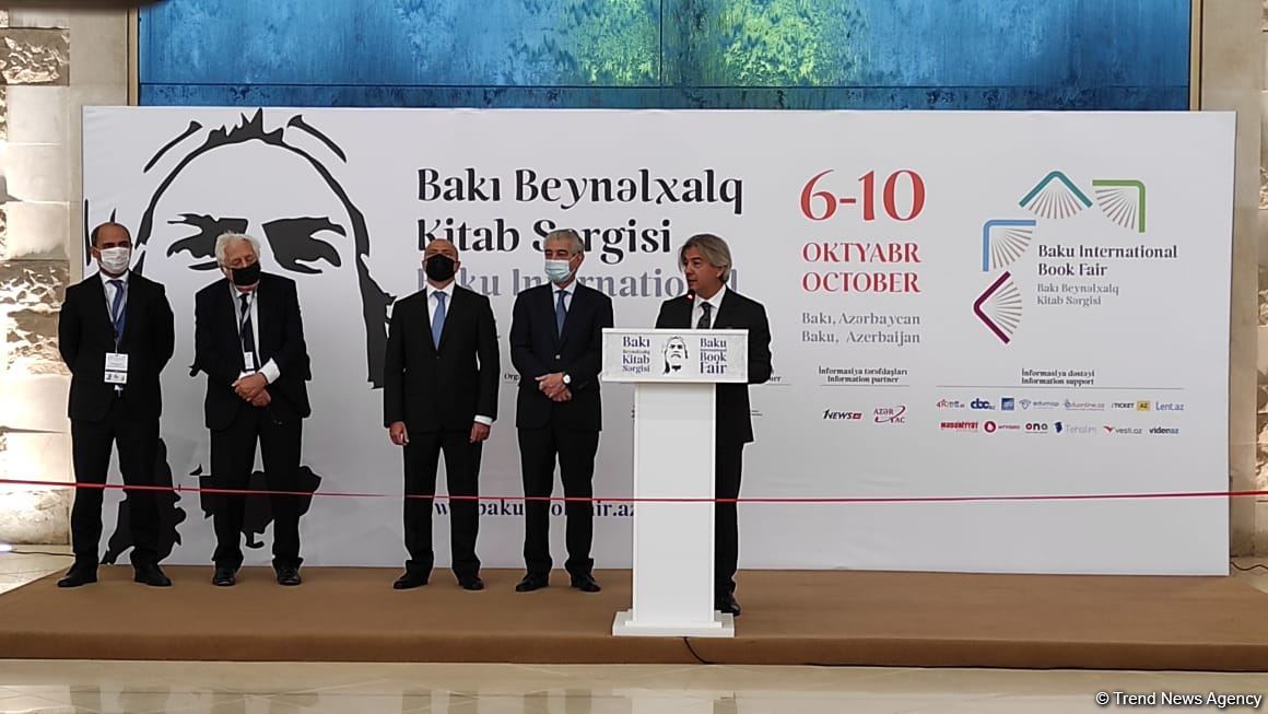 Рай для книголюбов! Состоялось торжественное открытие Бакинской международной книжной выставки-ярмарки (ФОТО)