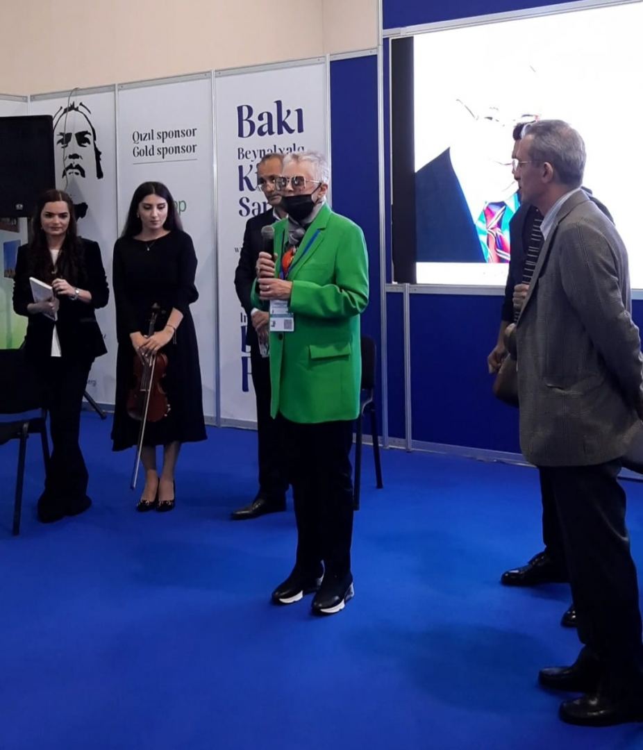 Что связало Шерлока Холмса и Низами Гянджеви, или почему в аду повеяло прохладой (ВИДЕО, ФОТО)