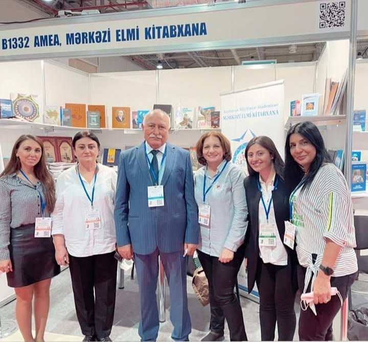 Что связало Шерлока Холмса и Низами Гянджеви, или почему в аду повеяло прохладой (ВИДЕО, ФОТО)