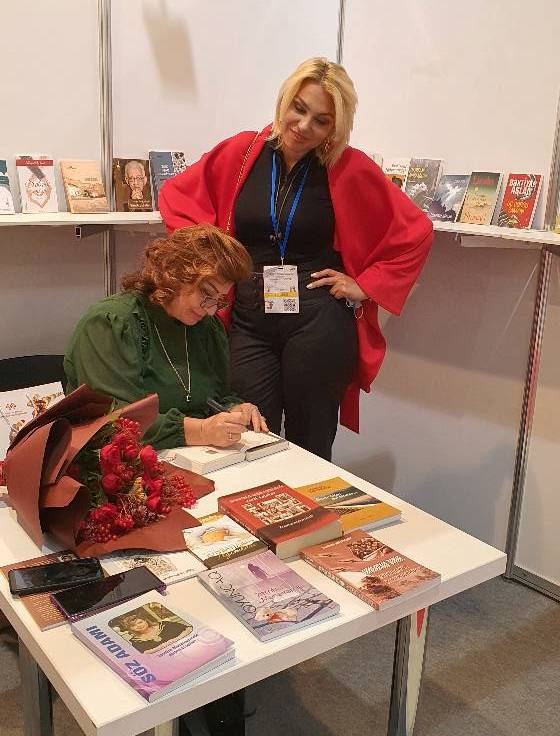 Что связало Шерлока Холмса и Низами Гянджеви, или почему в аду повеяло прохладой (ВИДЕО, ФОТО)