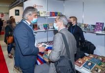 Что связало Шерлока Холмса и Низами Гянджеви, или почему в аду повеяло прохладой (ВИДЕО, ФОТО)