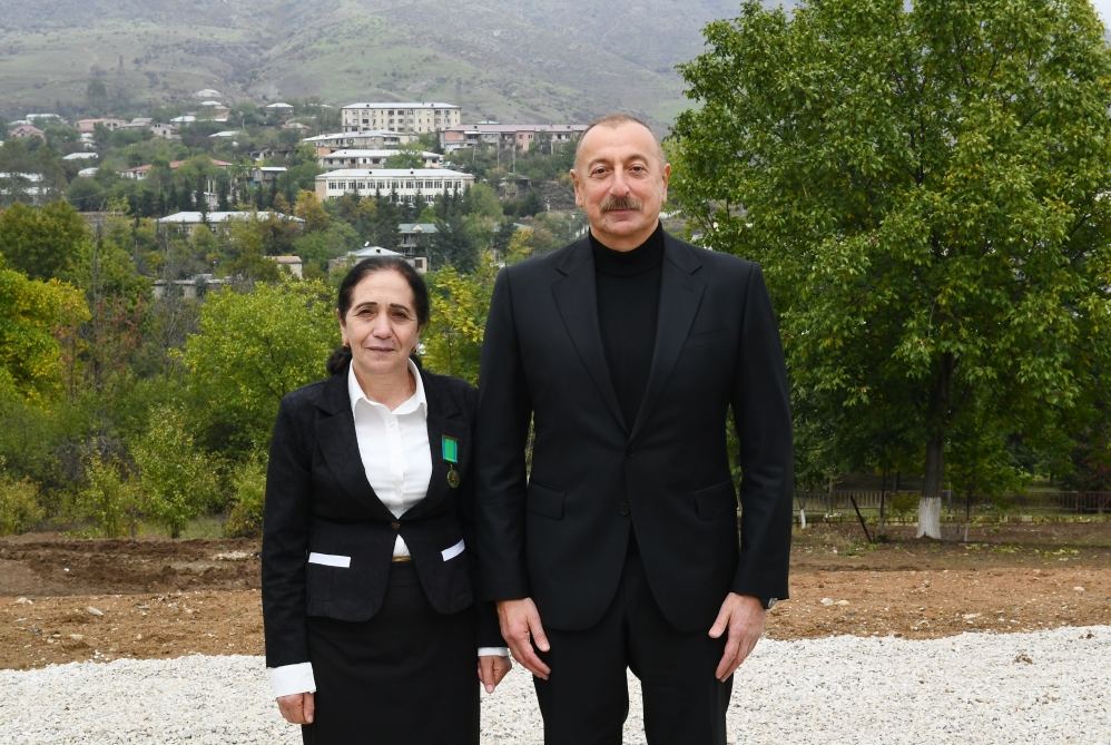 Президент Ильхам Алиев встретился с представителями общественности Ходжавендского района (ФОТО/ВИДЕО)