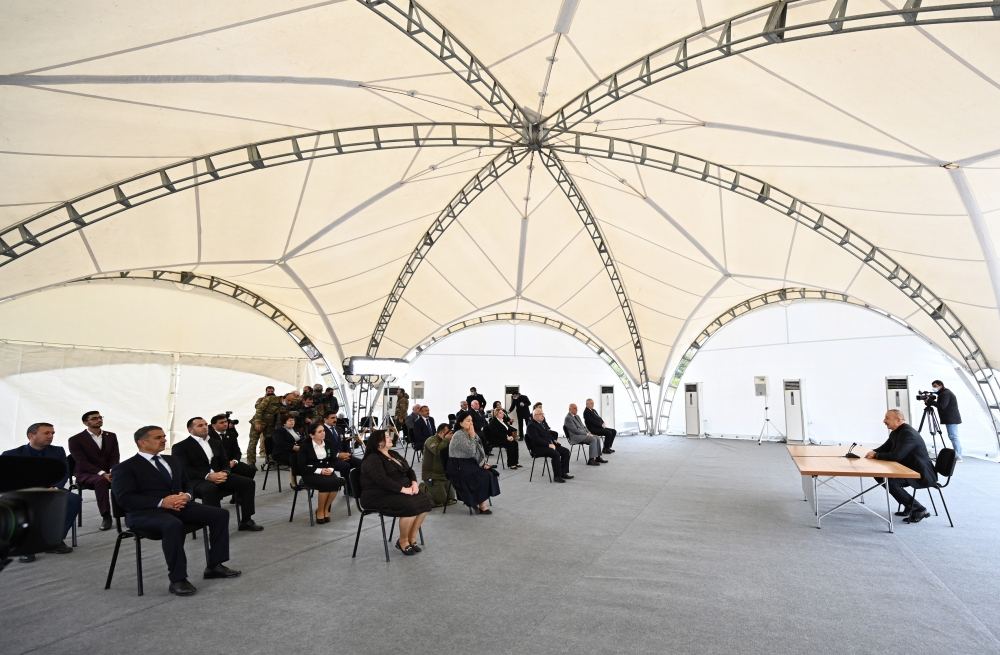 Президент Ильхам Алиев встретился с представителями общественности Ходжавендского района (ФОТО/ВИДЕО)