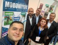 Жених и невеста создали семью на книжной выставке в Баку, ковер любви, "аппетитные" издания… (ФОТО)