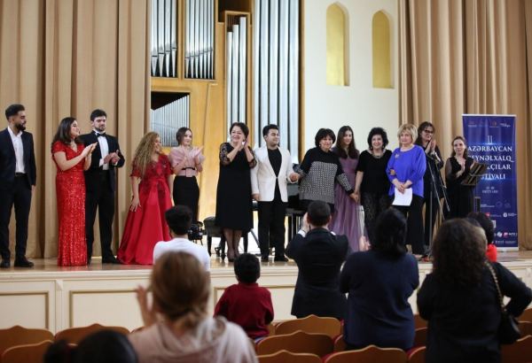100 лет богатства - Азербайджанский международный фестиваль вокалистов (ФОТО)