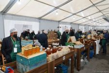 В Баку открылась ярмарка меда (ФОТО)