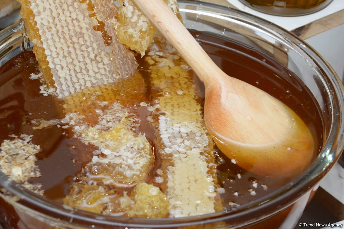 В Баку открылась ярмарка меда (ФОТО)