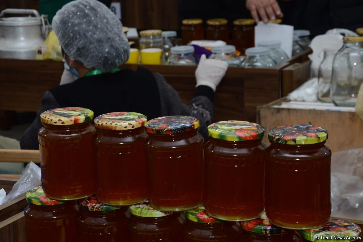 В Баку открылась ярмарка меда (ФОТО)