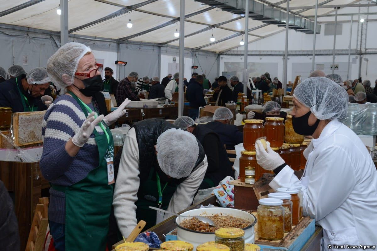 В Баку открылась ярмарка меда (ФОТО)