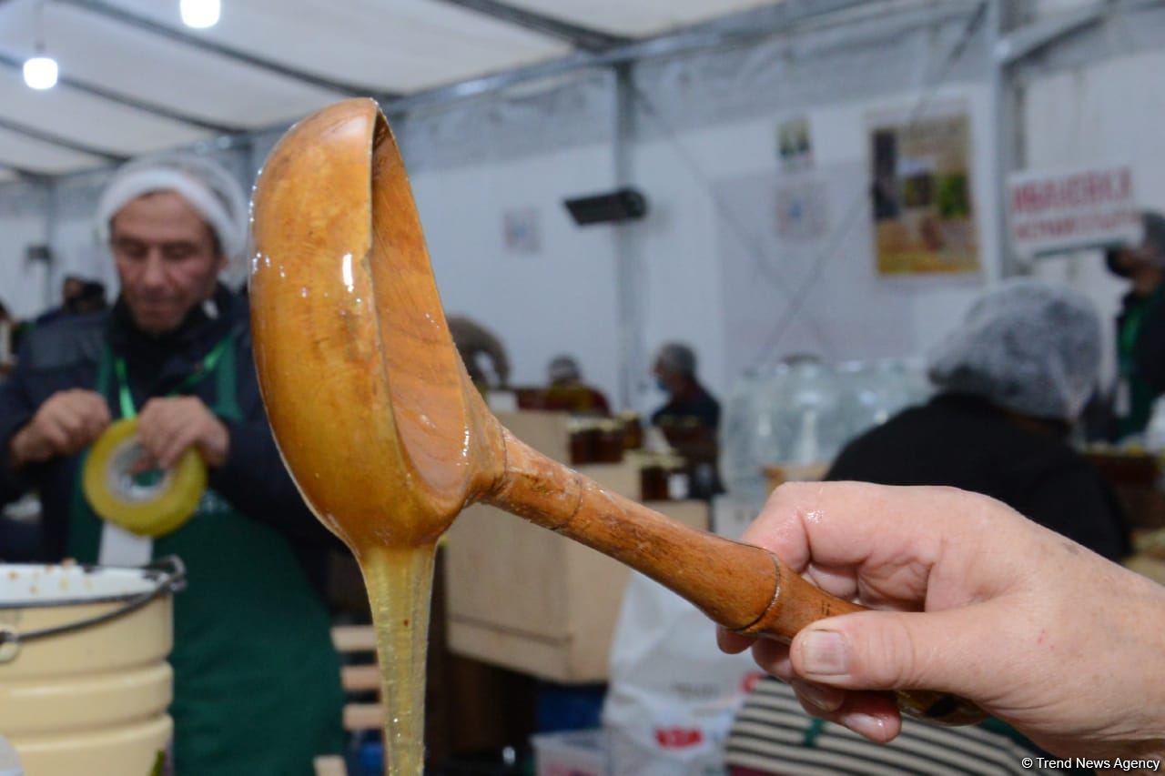 В Баку открылась ярмарка меда (ФОТО)