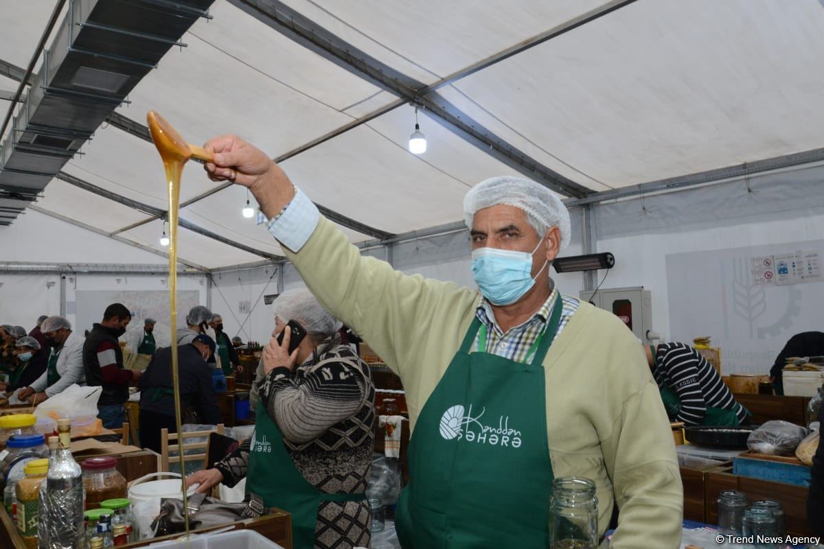 В Баку открылась ярмарка меда (ФОТО)