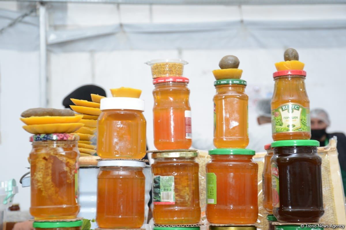 В Баку открылась ярмарка меда (ФОТО)