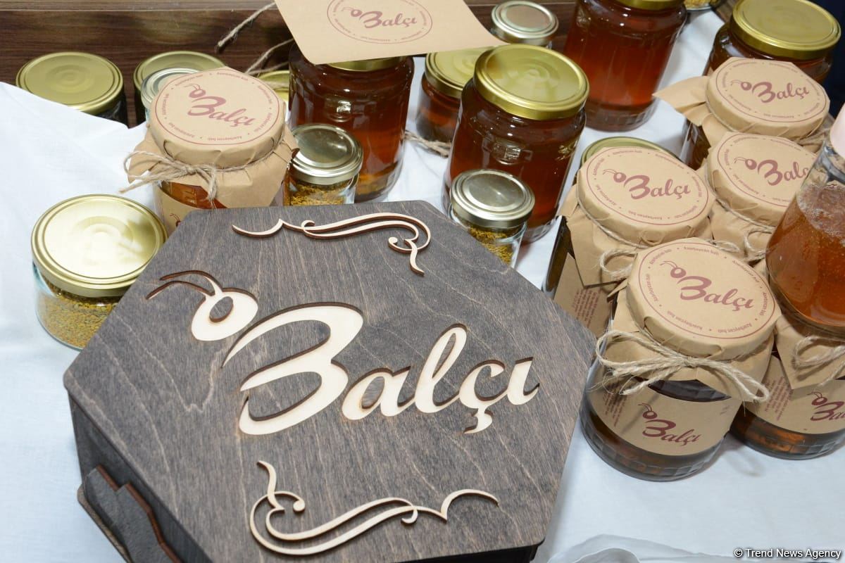 В Баку открылась ярмарка меда (ФОТО)
