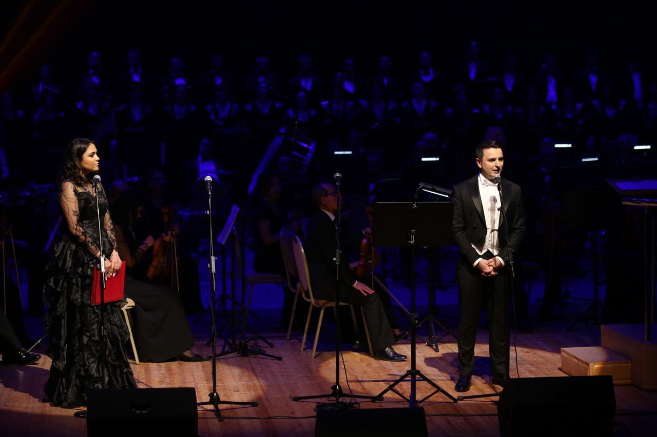 Грандиозная церемония закрытия II Азербайджанского международного фестиваля вокалистов (ФОТО/ВИДЕО)