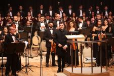 Грандиозная церемония закрытия II Азербайджанского международного фестиваля вокалистов (ФОТО/ВИДЕО)