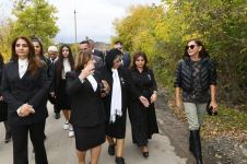 Президент Ильхам Алиев и Первая леди Мехрибан Алиева встретились с представителями общественности Зангилана (ФОТО/ВИДЕО)